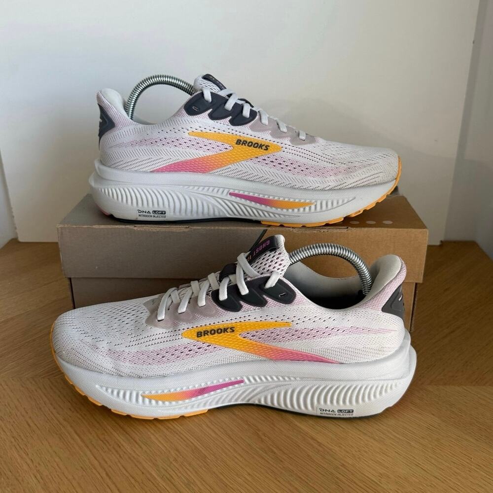 Brooks Ghost 17 Oyster/Apricot/Pink Women Running Sneakers- SZ 10.5 - Picture 10 of 12